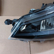 Laden Sie das Bild in den Galerie-Viewer, Frontscheinwerfer Seat Ibiza 6F1941005C LED Links Scheinwerfer Headlight