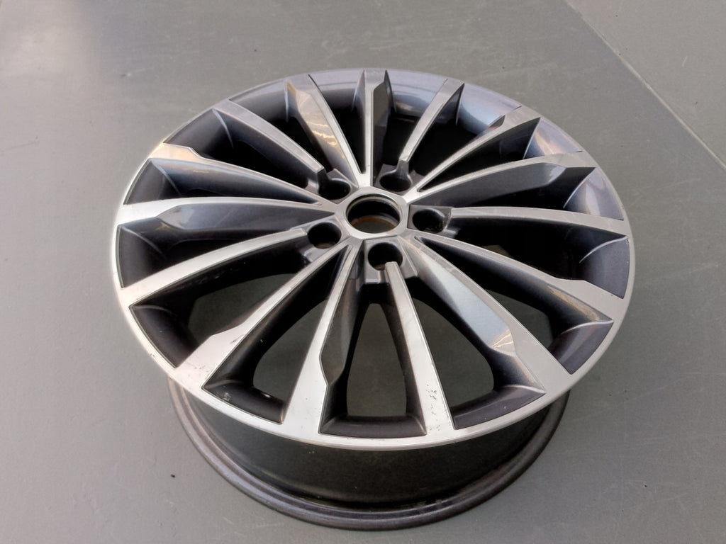 1x Alufelge 18 Zoll 12.5" 565601025L Skoda Kodiaq Rim Wheel FEL5229556303ku
