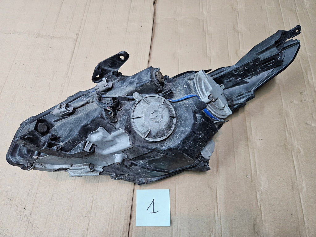 Frontscheinwerfer Toyota Avensis Rechts Scheinwerfer Headlight SCH1449443191uw