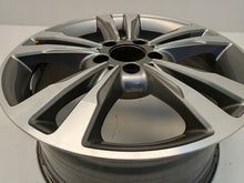 Laden Sie das Bild in den Galerie-Viewer, 1x Alufelge 17 Zoll 8.0" 5x112 48ET Glanz Silber A2124011800 Mercedes-Benz W212 FEL3044679391tt