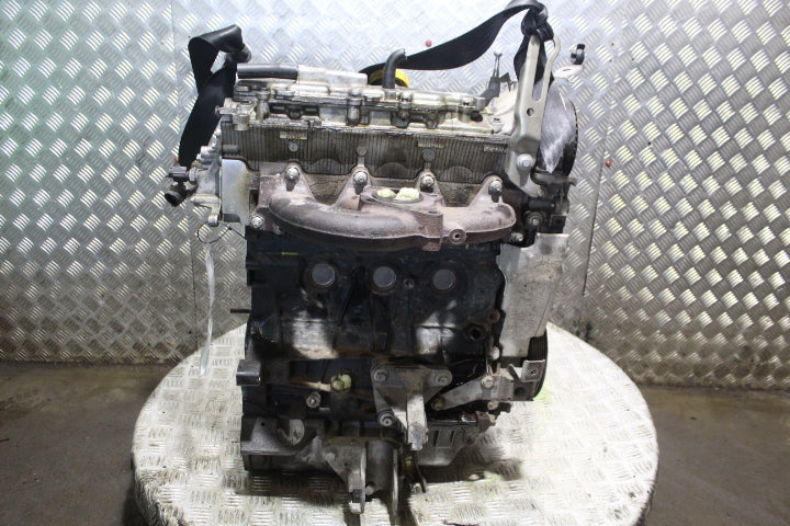 Motor Renault 14 121 265712 2.0 170PS 52kW 268TKm 2010 Benzin Engine Unkomplett