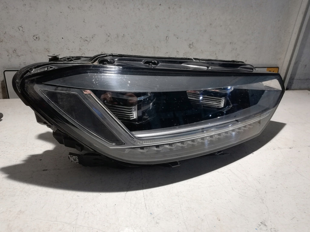 Frontscheinwerfer VW Touran 5TB941082A LED Rechts Scheinwerfer Headlight