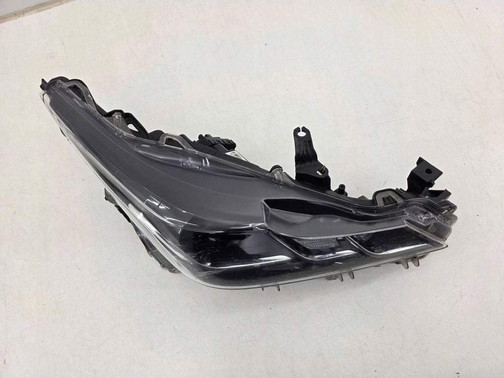 Frontscheinwerfer Toyota Corolla 81110-0T30 Rechts Scheinwerfer Headlight SCH2172358617vv