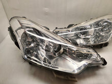 Laden Sie das Bild in den Galerie-Viewer, Frontscheinwerfer Citroën C-Crosser Xenon Ein Satz Scheinwerfer Headlight SCH2802871037wq