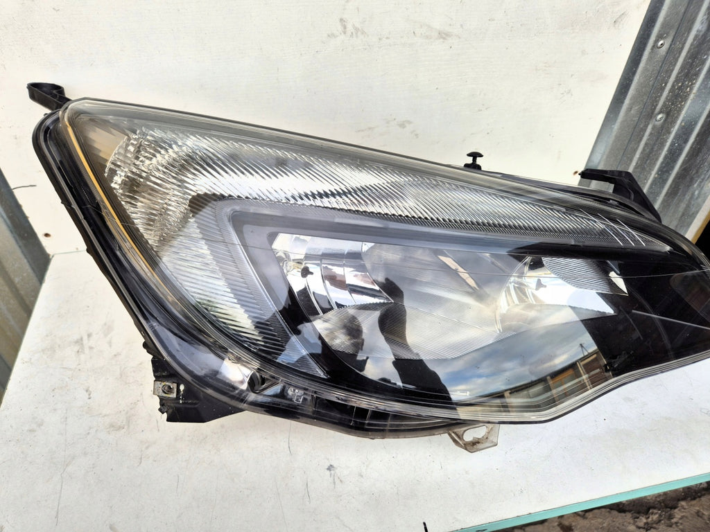 Frontscheinwerfer Opel Astra 13371596 Rechts Scheinwerfer Headlight SCH8727011446rx