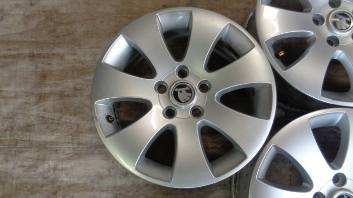 4x Alufelge 17 Zoll 7.0" 5x112 3T0601025 Skoda Octavia I 16 Rim Wheel FEL7624465001lx