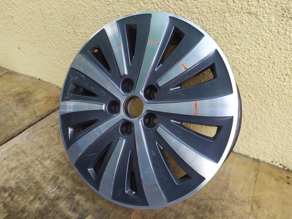 1x Alufelge 17 Zoll 6.5" 5x112 41ET Glanz Silber 3V0601025AH Mg Superb Iii