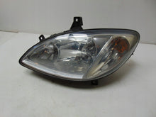Laden Sie das Bild in den Galerie-Viewer, Frontscheinwerfer Mercedes-Benz Vito Ein Stück (Rechts oder Links) Headlight