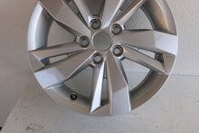 Load image into Gallery viewer, 1x Alufelge 15 Zoll 5.5" 5x100 40ET 2G0601025AD VW Polo Rim Wheel FEL8522860835xs