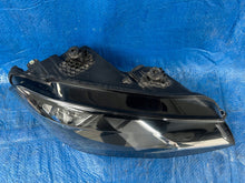 Load image into Gallery viewer, Frontscheinwerfer VW Caddy 2K1941016B Rechts Scheinwerfer Headlight SCH4242982549um