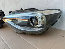 Laden Sie das Bild in den Galerie-Viewer, Frontscheinwerfer BMW F21 F20 7229678 7229677 Bi-Xenon Ein Satz Headlight SCH9766934280gi
