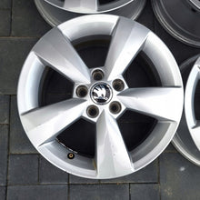 Load image into Gallery viewer, 4x Alufelge 15 Zoll 6.0" 5x100 37ET Glanz Silber 5JA601025 Skoda Fabia Iii FEL6067175356cj