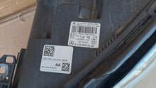 Laden Sie das Bild in den Galerie-Viewer, Frontscheinwerfer Mercedes-Benz Gla A1569062300 FALSE Scheinwerfer Headlight SCH3302524009bl