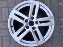 Load image into Gallery viewer, 1x Alufelge 17 Zoll 7.0&quot; 5x112 42ET 8W0401025P Audi Rim Wheel