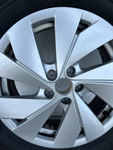 Load image into Gallery viewer, 1x Alufelge 16 Zoll 6.0" 5x112 35ET 2GM601025AD VW T-Cross Rim Wheel FEL1297905490vb