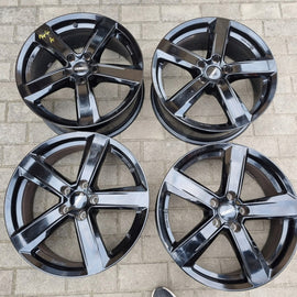 4x Alufelge 18 Zoll 7.5