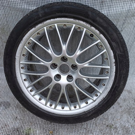 1x Alufelge 19 Zoll 9.0