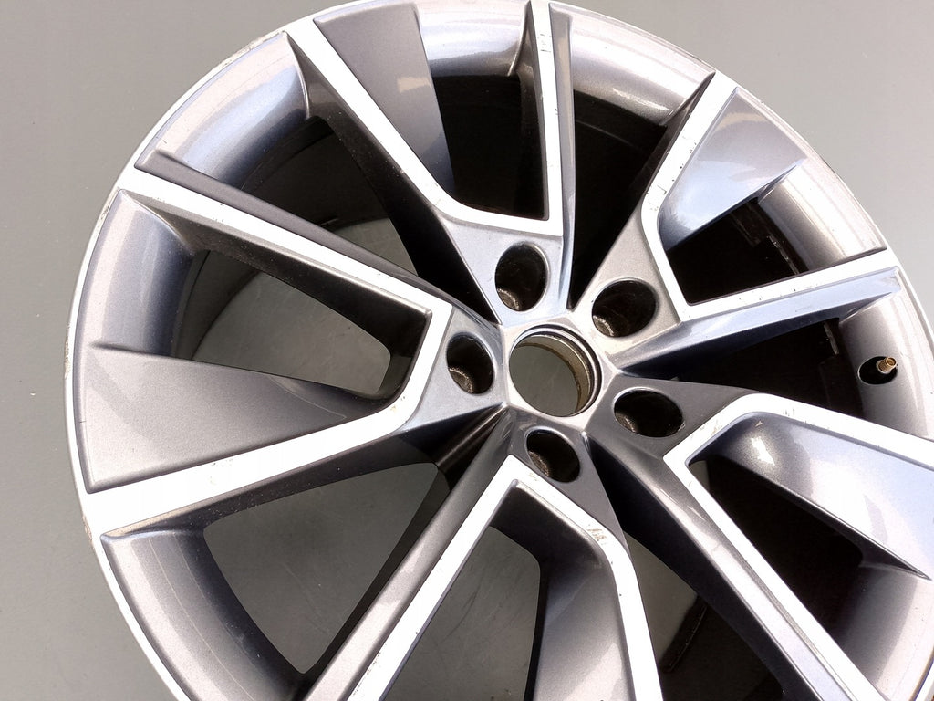 1x Alufelge 18 Zoll 8.5" 5x112 41ET 3V0601025BC Skoda Superb Iii Rim Wheel