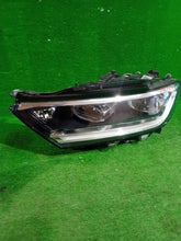 Laden Sie das Bild in den Galerie-Viewer, Frontscheinwerfer VW T-Roc 2GA941035AM Links Scheinwerfer Headlight SCH8999563708gm