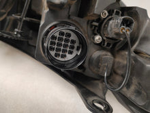 Laden Sie das Bild in den Galerie-Viewer, Frontscheinwerfer Land Rover Evoque BJ32-13W029 BJ32-13W030 Xenon Ein Satz SCH7816437480eq