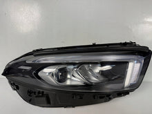 Laden Sie das Bild in den Galerie-Viewer, Frontscheinwerfer Mercedes-Benz W177 A1779063805 Full LED Rechts Headlight SCH5225345057fd