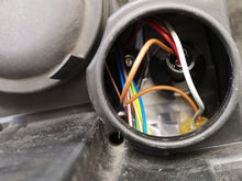 Laden Sie das Bild in den Galerie-Viewer, Frontscheinwerfer VW Jetta 1K6941031 1307329090 Links Scheinwerfer Headlight SCH9516564228aa