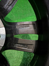 Laden Sie das Bild in den Galerie-Viewer, 1x Alufelge 17 Zoll 7.5" 5x112 54ET Glanz Silber 6856047 Mini Rim Wheel FEL4672582077jt