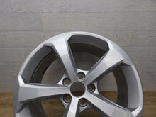 Laden Sie das Bild in den Galerie-Viewer, 1x Alufelge 18 Zoll 8.0" 5x112 39ET Glanz Silber 80A601025C Audi Q5 Rim Wheel FEL3537020123bn