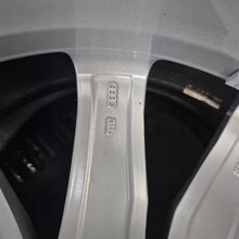 Laden Sie das Bild in den Galerie-Viewer, 4x Alufelge 20 Zoll 8.5" 5x112 20ET Glanz Silber 4M8601025T Audi Rim Wheel FEL4001138193yh