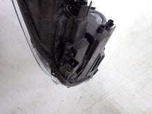 Laden Sie das Bild in den Galerie-Viewer, Frontscheinwerfer Ford Kuga III LV4B-13E015-CA LED Ein Stück (Rechts oder Links) SCH2084688596nf