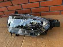 Laden Sie das Bild in den Galerie-Viewer, Frontscheinwerfer Mazda Cx3 Cx-3 LED Rechts Scheinwerfer Headlight