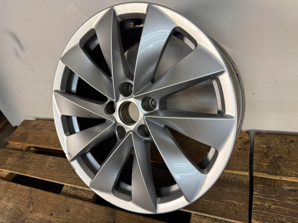 1x Alufelge 17 Zoll 7.5" 5x112 3P0601025B Skoda Superb I Rim Wheel FEL7166444170vo