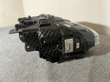 Laden Sie das Bild in den Galerie-Viewer, Frontscheinwerfer Porsche Taycan 9J1941031G LED Links Scheinwerfer Headlight SCH8697979788ly