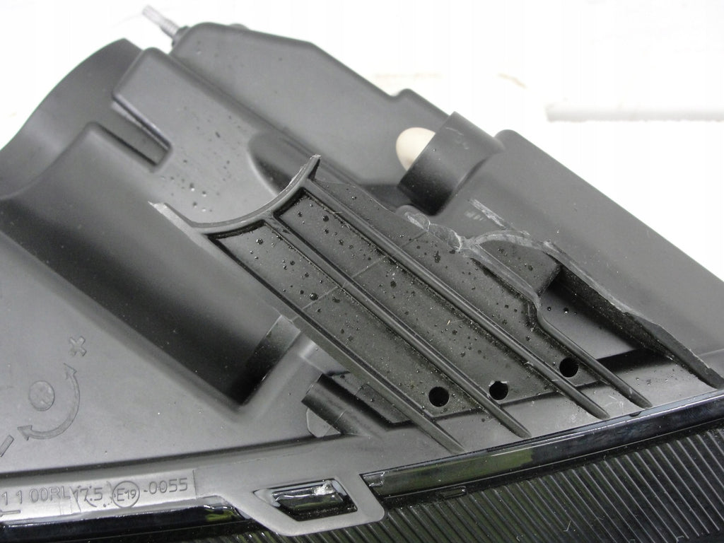 Frontscheinwerfer Dacia Sandero III 260103884R Rechts Scheinwerfer Headlight