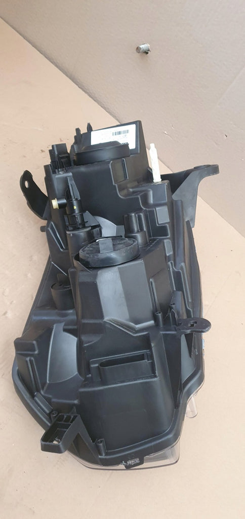 Frontscheinwerfer Renault Sandero II 260100437R Rechts Scheinwerfer Headlight SCH3796975148jg