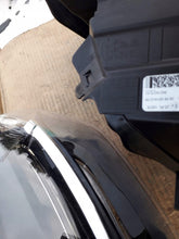 Laden Sie das Bild in den Galerie-Viewer, Frontscheinwerfer Opel Vivaro C 9832837680 9832836480 Xenon Rechts oder Links