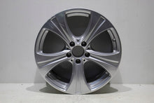 Load image into Gallery viewer, 1x Alufelge 18 Zoll 8.0&quot; 5x112 38ET A2534010800 Mercedes-Benz Glc C253 Rim Wheel