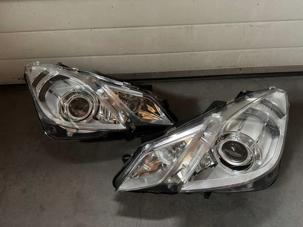 Frontscheinwerfer Mercedes-Benz A2078200139 Xenon Ein Satz Headlight SCH9594996858ea