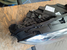Laden Sie das Bild in den Galerie-Viewer, Frontscheinwerfer Mercedes-Benz W247 A2479066207 LED Rechts Headlight SCH3492510792yp