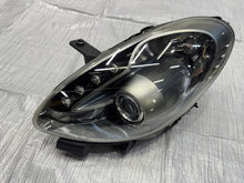 Laden Sie das Bild in den Galerie-Viewer, Frontscheinwerfer Alfa Romeo Giulietta 00505202200 Links Scheinwerfer Headlight SCH8024949248tz