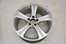 Load image into Gallery viewer, 1x Alufelge 18 Zoll 8.0" 5x112 43ET Glanz Silber A2134011400 Mercedes-Benz FEL6648290816xx