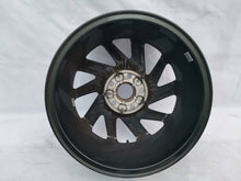 Load image into Gallery viewer, 1x Alufelge 16 Zoll 6.5&quot; 5x112 46ET 5G0601025 Ds 7 Golf Vii Rim Wheel