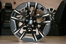 Laden Sie das Bild in den Galerie-Viewer, 1x Alufelge 20 Zoll 9.0&quot; 5x112 44ET 6895213 BMW G31 G30 Rim Wheel