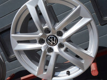 Laden Sie das Bild in den Galerie-Viewer, 4x Alufelge 17 Zoll 7.0" 5x112 42ET 8W0601025 Audi A4 B9 B6 Rim Wheel FEL3608200536zz