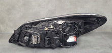 Laden Sie das Bild in den Galerie-Viewer, Frontscheinwerfer Volvo C30 31299819 Xenon Rechts Scheinwerfer Headlight SCH2979084997zc