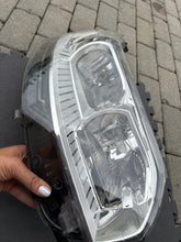 Load image into Gallery viewer, Frontscheinwerfer Citroën C5 III 89905914 Rechts Scheinwerfer Headlight
