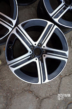 Laden Sie das Bild in den Galerie-Viewer, 4x Alufelge 18 Zoll 9.0" 5x112 30ET Glanz Schwarz A2544015500 Mercedes-Benz Glc FEL9943376661bd