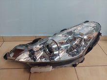 Laden Sie das Bild in den Galerie-Viewer, Frontscheinwerfer Peugeot 4007 P7139L Xenon Links Scheinwerfer Headlight SCH8795826635sx