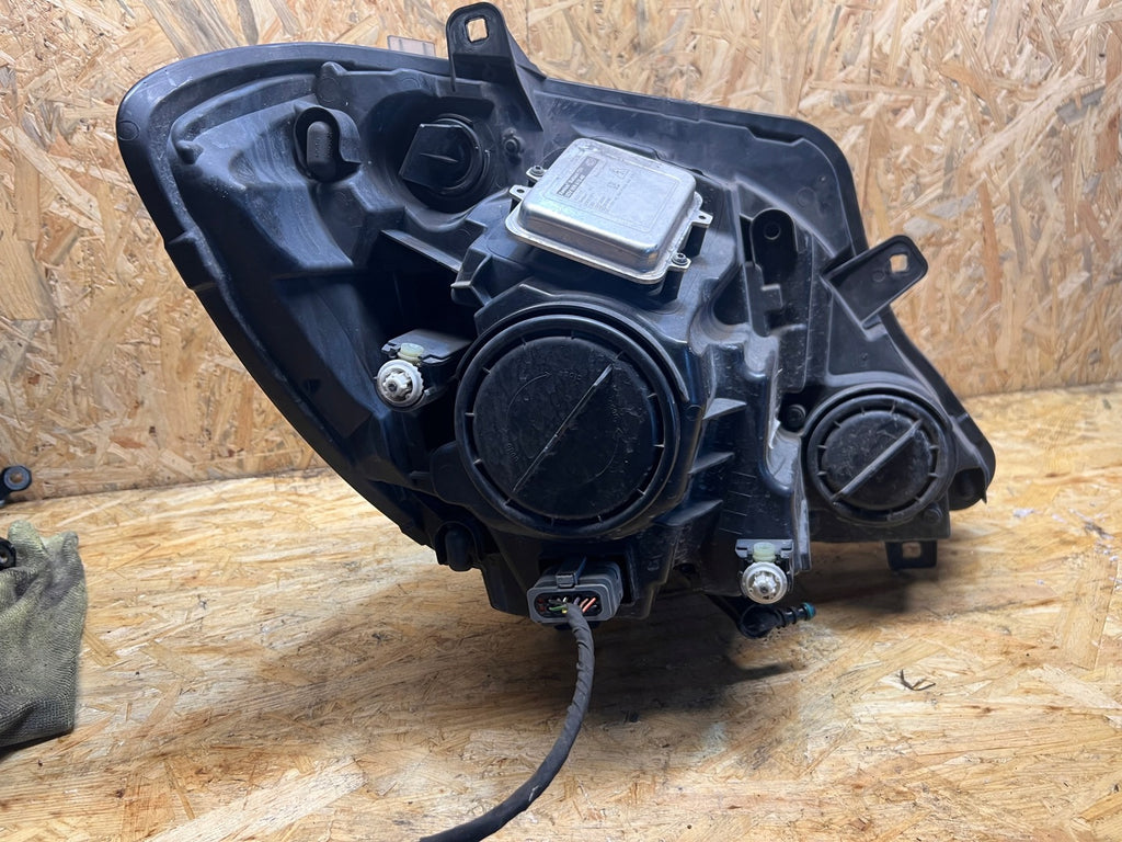 Frontscheinwerfer Mercedes-Benz Sprinter 906 A9068203161 Xenon Links Headlight