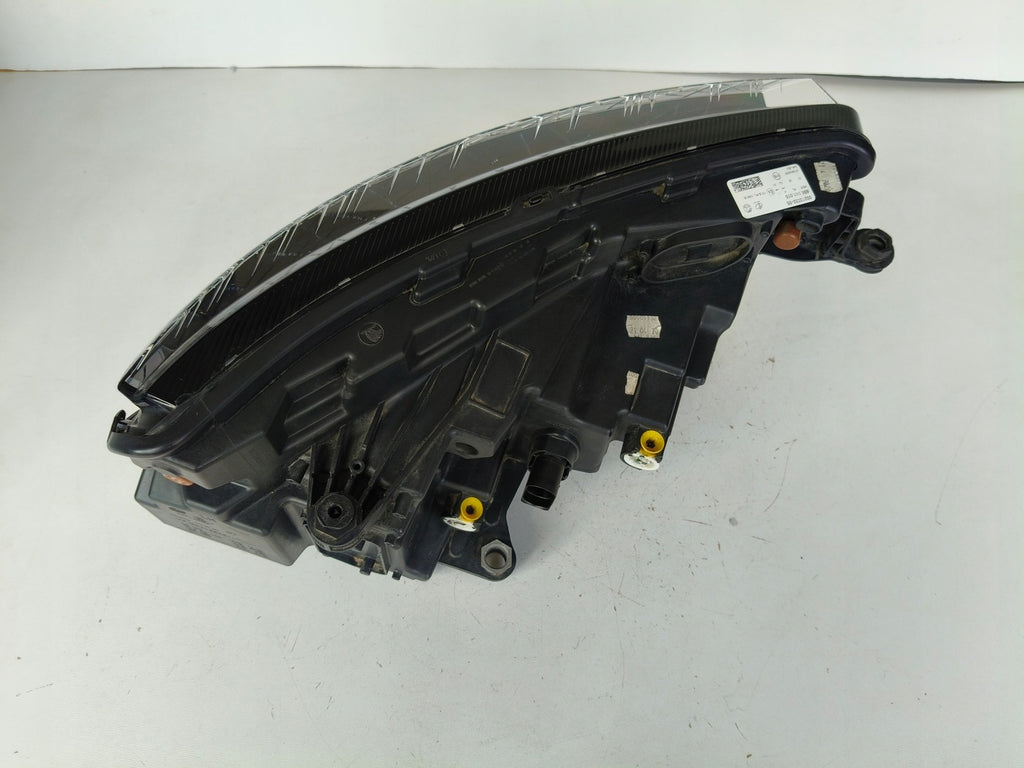 Frontscheinwerfer Skoda Kamiq 658941015 LED Ein Stück (Rechts oder Links) SCH8937221743cq